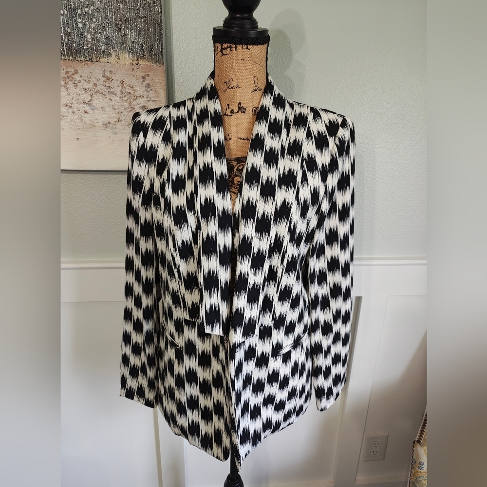 Nine West Black and White Patterned Blazer